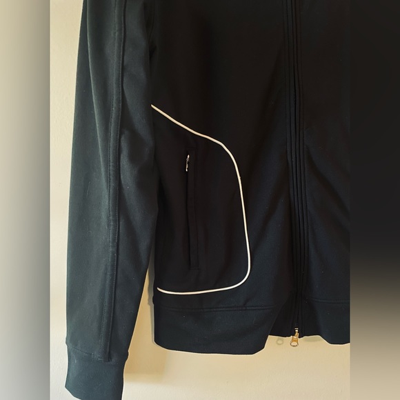 Callaway - Picture 3 of 6